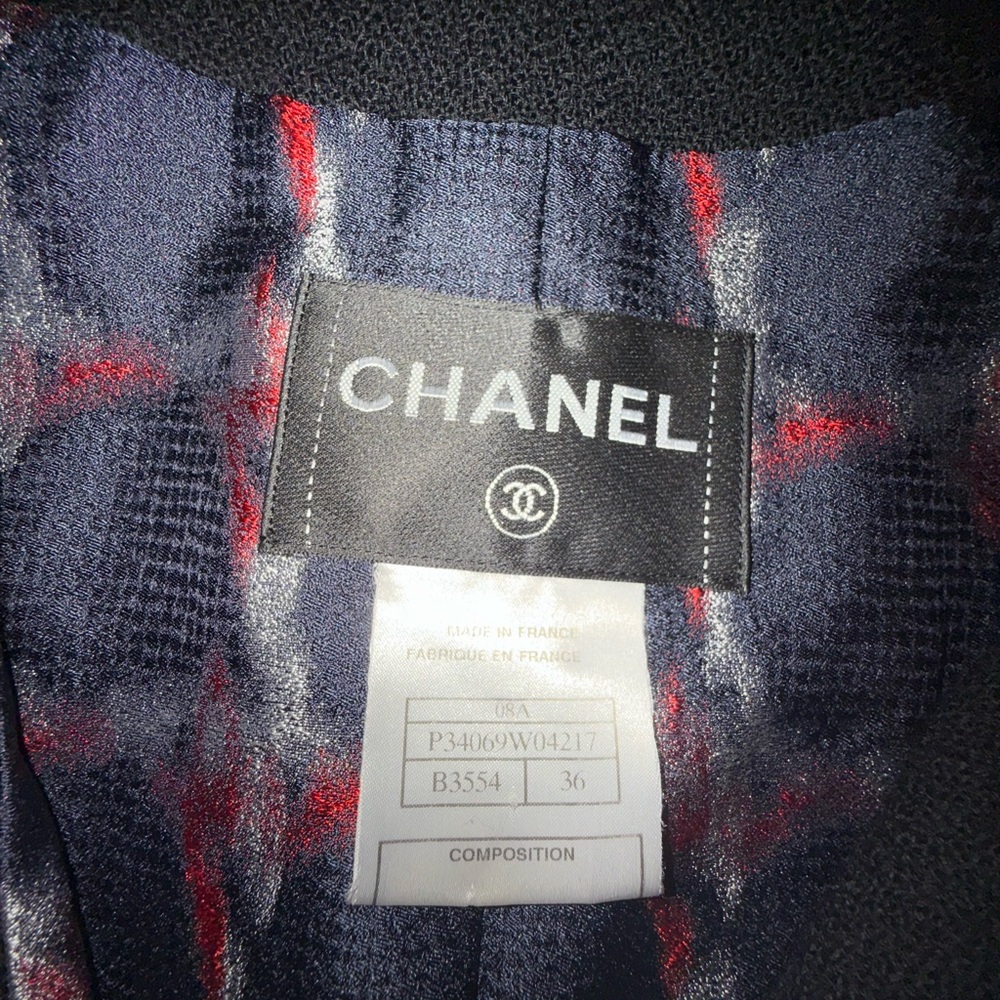 Chanel Black Tweed Blazer with Red Accents - Picture 6 of 10